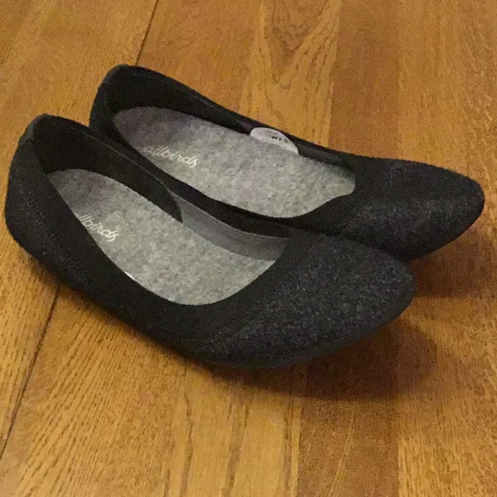 Woman’s allbirds wool Breezers dark charcoal. Size 7.5. Barely worn! Soft! - Picture 1 of 8